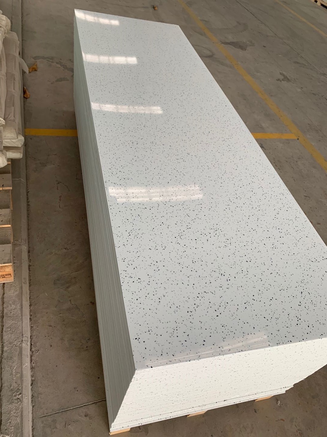Consejos antes de la instalación de láminas de mármol para encimeras de superficie sólida acrílica